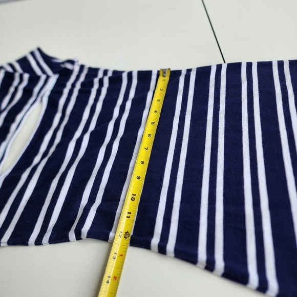 Guess Navy Blue Black Striped Stretch Womens Bodycon Dress Open Back Sz S - Picture 8 of 12